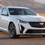 2022 Cadillac CT5-V Blackwing med 668 hästar har mer effekt än BMW M5