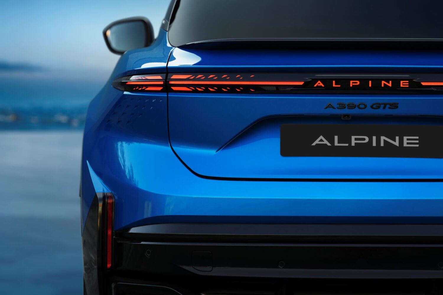 Alpine A390 Exteriörbild