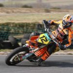Bernd Hiemer visar hur man kör Supermoto år 2005
