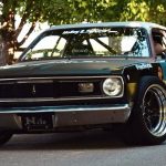Cool Plymouth Duster Rat Rod som har byggts på en Corvette