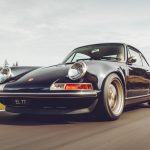 Porsche Singer i Midnight Blue till salu i England