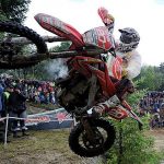 Mika Ahola får en staty i Hämeenlinna