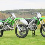 Fet Kawasaki 500 tvåtaktare