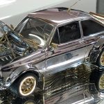 Ford Escort i guld  säljs på auktion