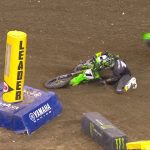 VIDEO: Hård fight mellan Ken Roczen och Eli Tomac i Supercrossdeltävling 4