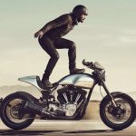 6 kändisars coola motorcyklar