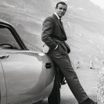 Nu kan du köra en klassisk Aston Martin DB5 precis som James Bond