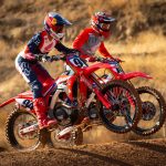 Spana in Honda fabriksförarna Ken Roczen och Justin Brayton