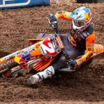 VIDEO: Supercross deltävling 16 med många krascher